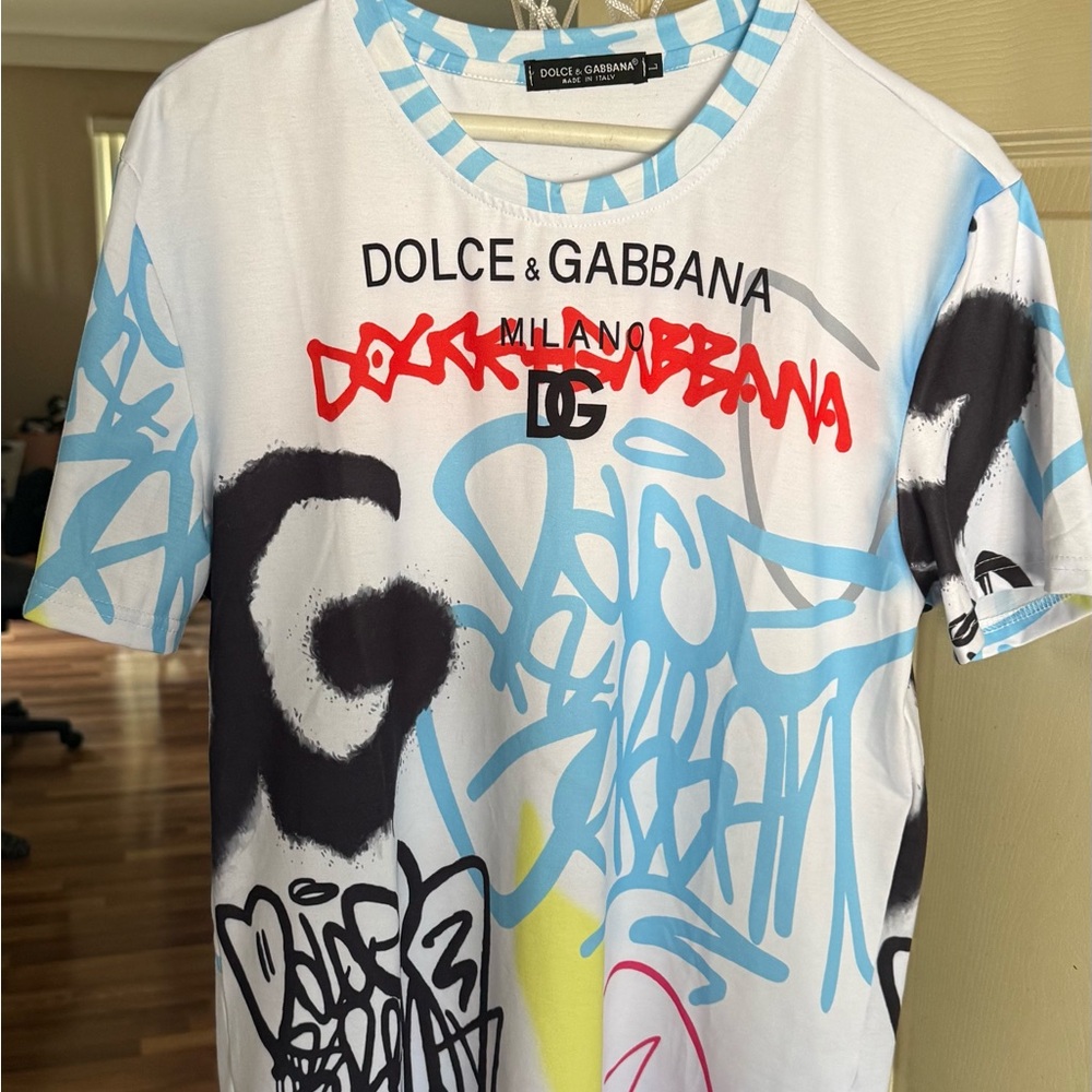 Dolce & Gabbana White Graphic Spray-Print T-Shirt with Blue and Black Accents